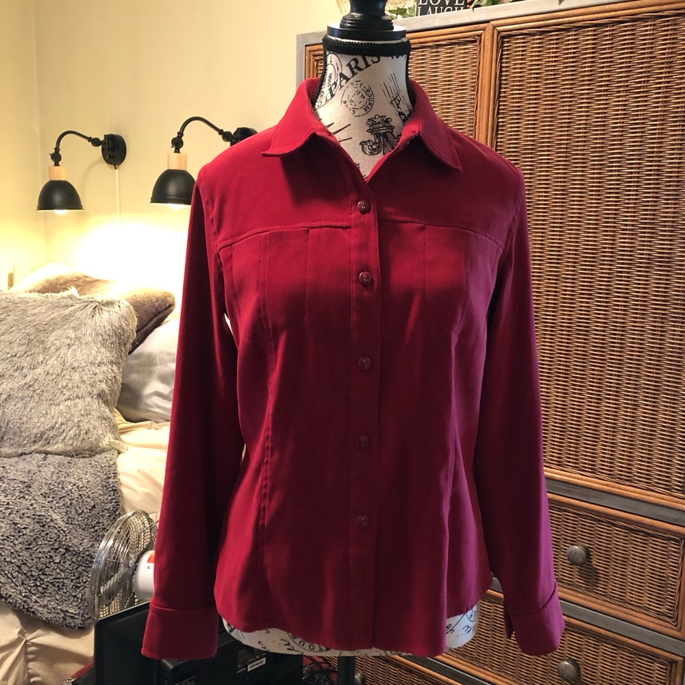 TALBOT’S classy red stretch blouse in very good condition